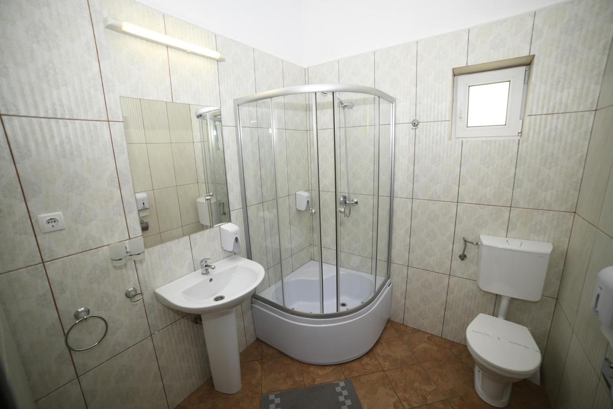 Pensiunea Zbor Cluj Napoca Bagian luar foto